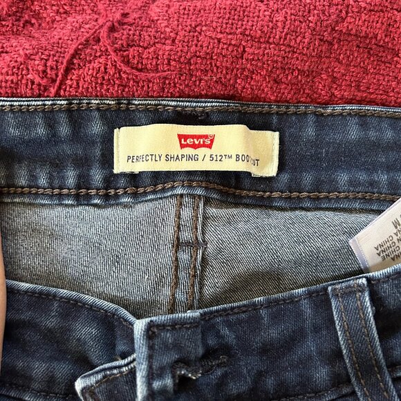 Levi's Perfectly Shaping 512 Boot Cut Darkwash Jeans Size 18m - Picture 5 of 8